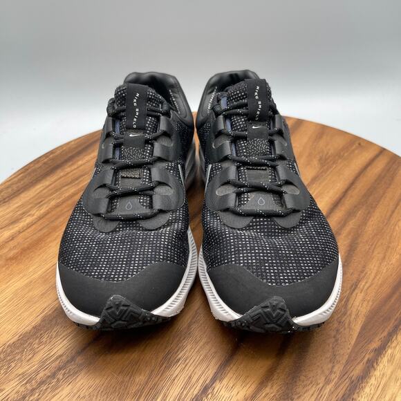 Nike Zoom Winflo 8 Shield Shoes Womens Size 7 Black Running Comfort Walking Gym - Picture 2 of 8